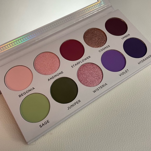 Ace Beautē violet sage eye palette - Picture 3 of 8